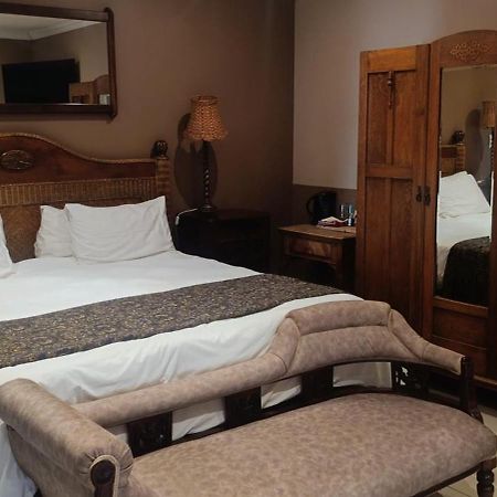 Kareespruit Game Ranch & Guest House Zeerust Dış mekan fotoğraf