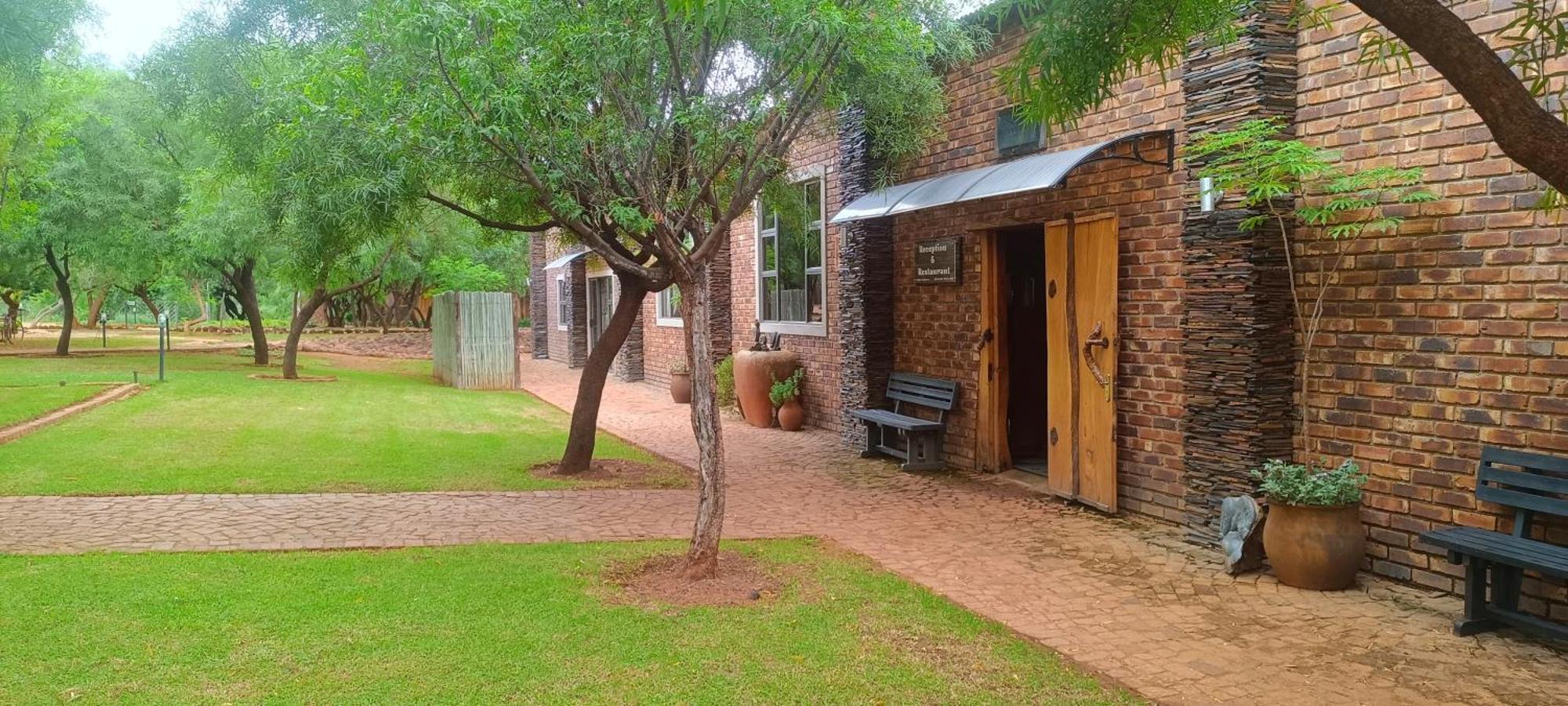Kareespruit Game Ranch & Guest House Zeerust Dış mekan fotoğraf