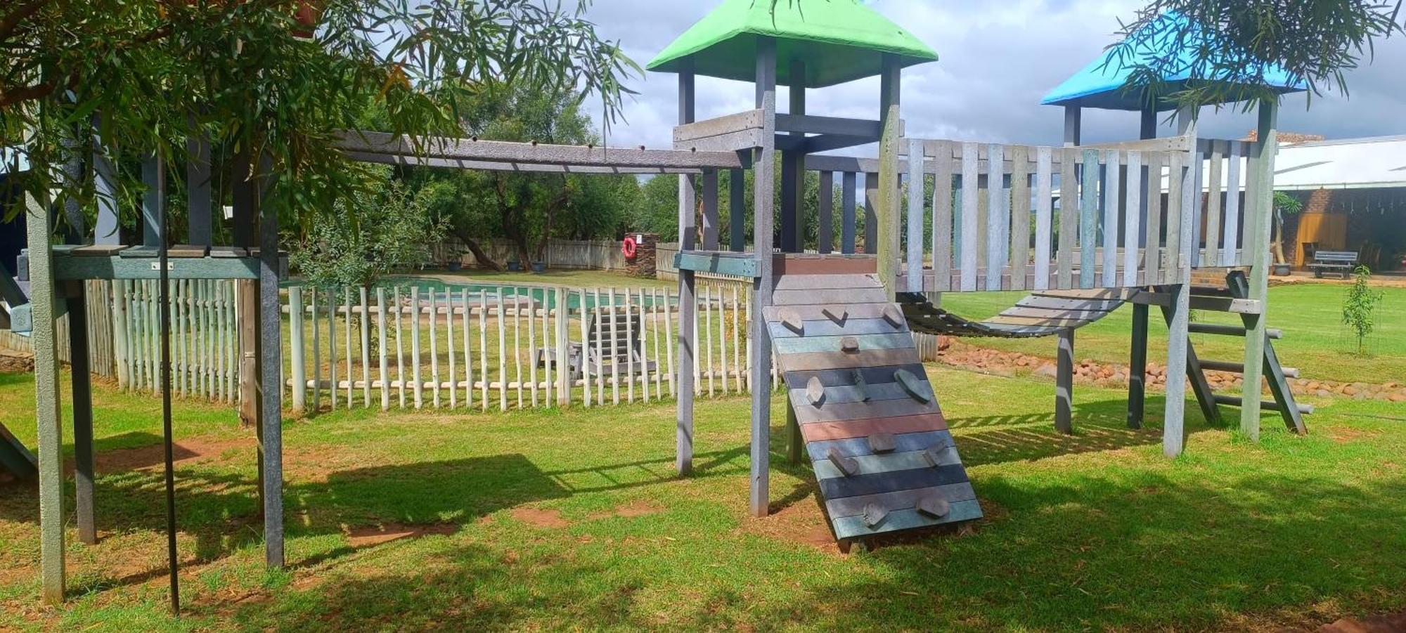 Kareespruit Game Ranch & Guest House Zeerust Dış mekan fotoğraf