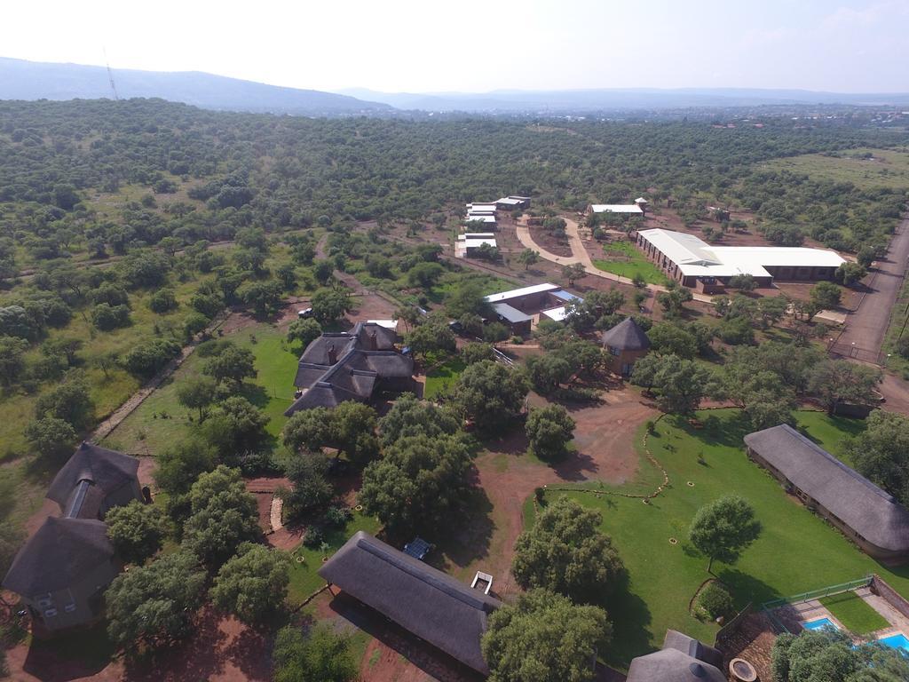 Kareespruit Game Ranch & Guest House Zeerust Dış mekan fotoğraf